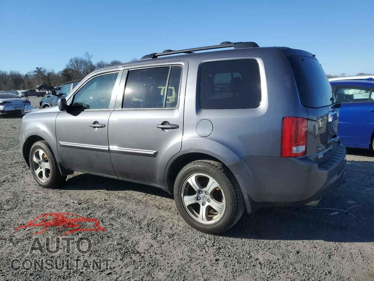 HONDA PILOT 2015 - 5FNYF3H56FB003028