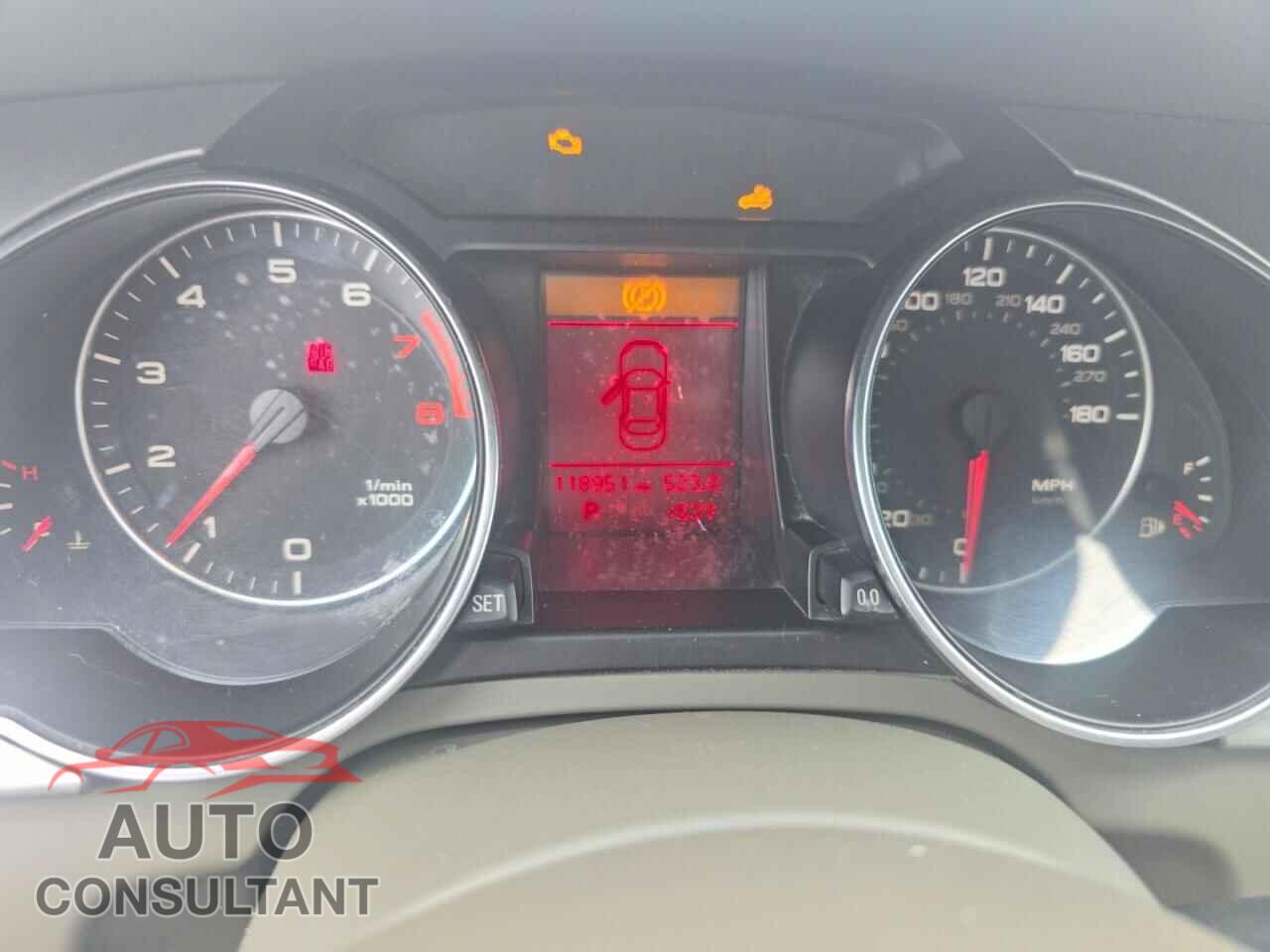 AUDI A5 2012 - WAUCFAFH1CN001189