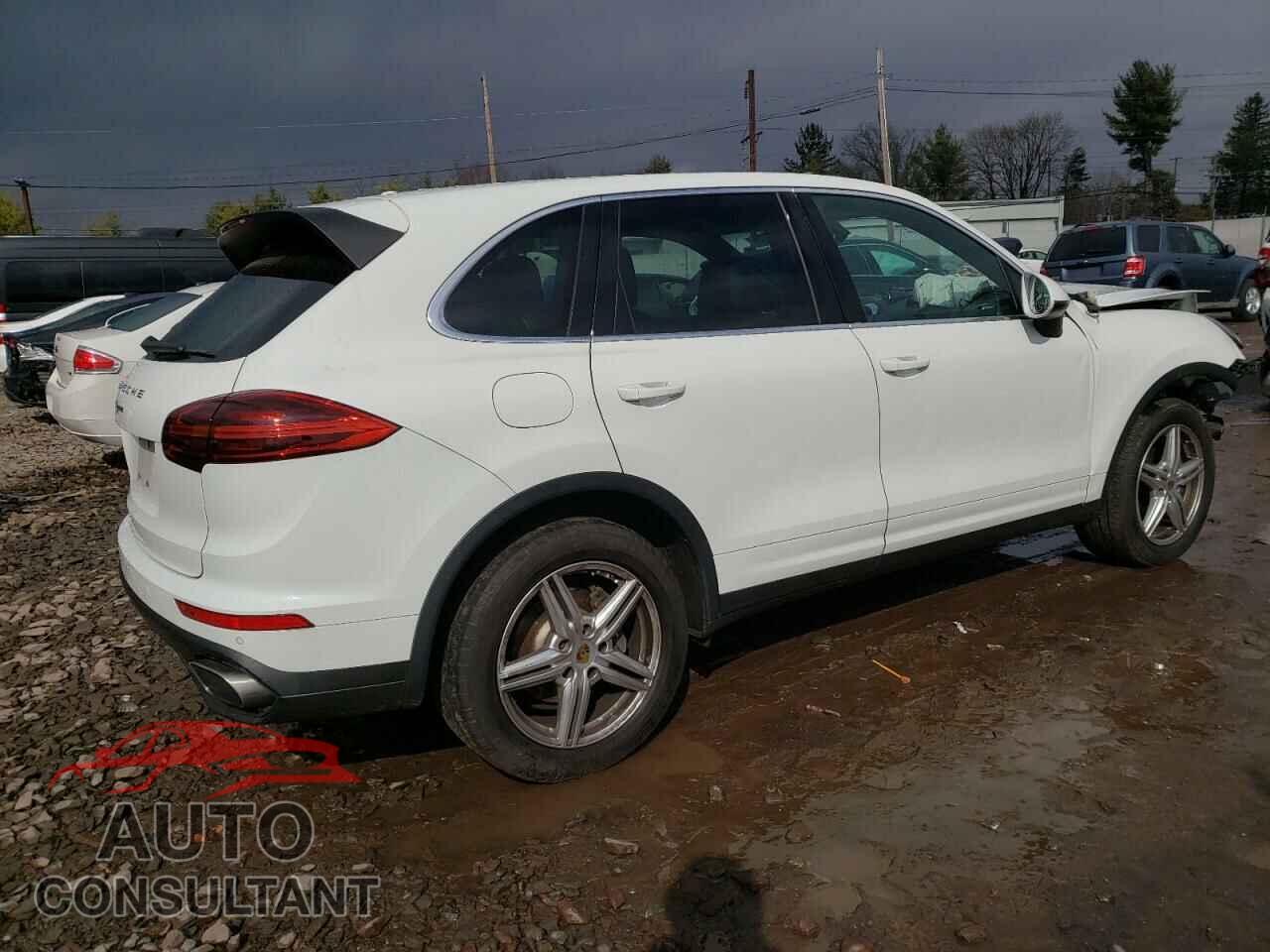 PORSCHE CAYENNE 2016 - WP1AA2A21GLA05289