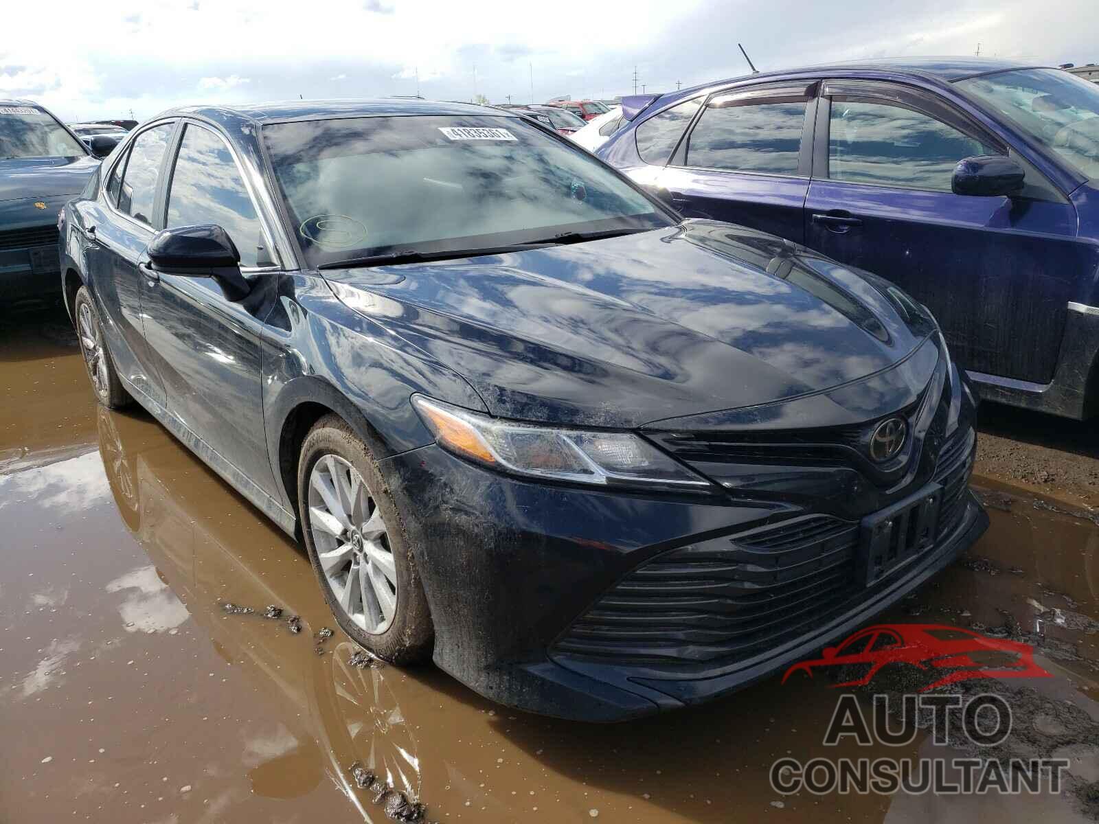 TOYOTA CAMRY 2018 - 4T1B11HK7JU594772