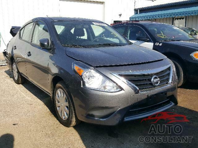 NISSAN VERSA 2018 - 3N1CN7AP7JL810932