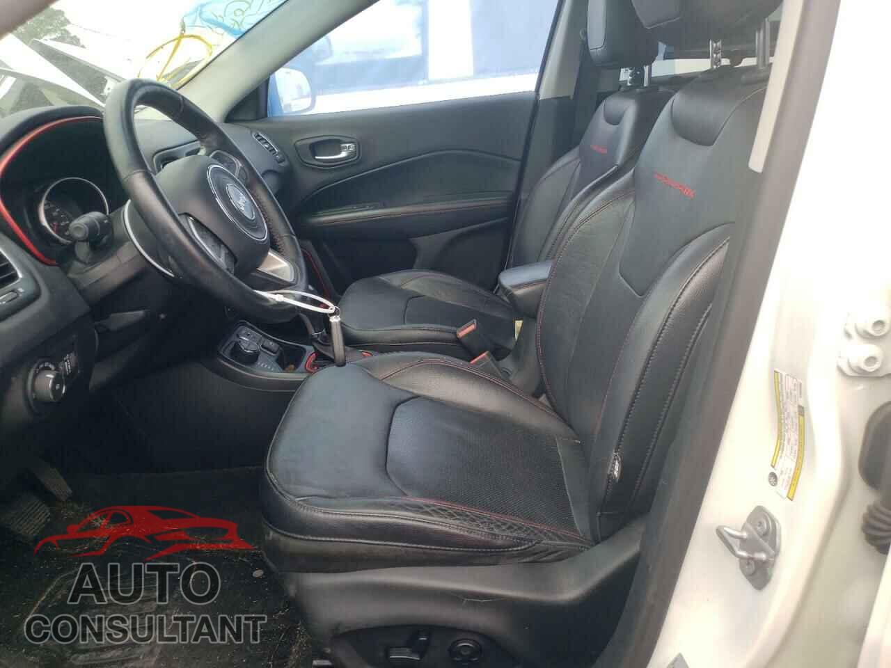 JEEP COMPASS 2017 - 3C4NJDDB3HT632382