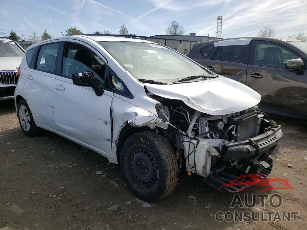NISSAN VERSA 2018 - 3N1CE2CP2JL352619