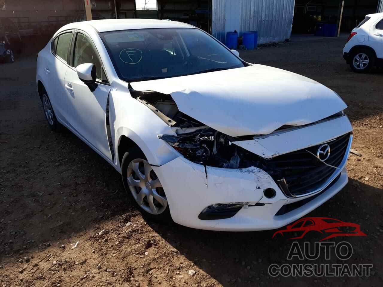 MAZDA 3 2018 - 3MZBN1U77JM240858