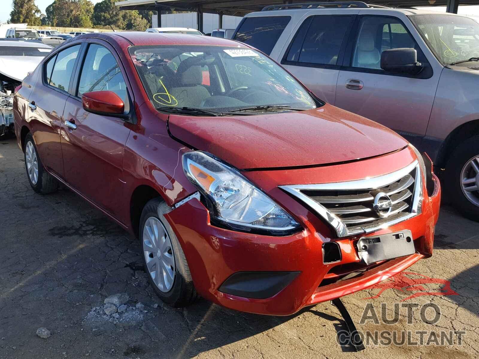NISSAN VERSA 2018 - 3N1CN7AP8JL880164