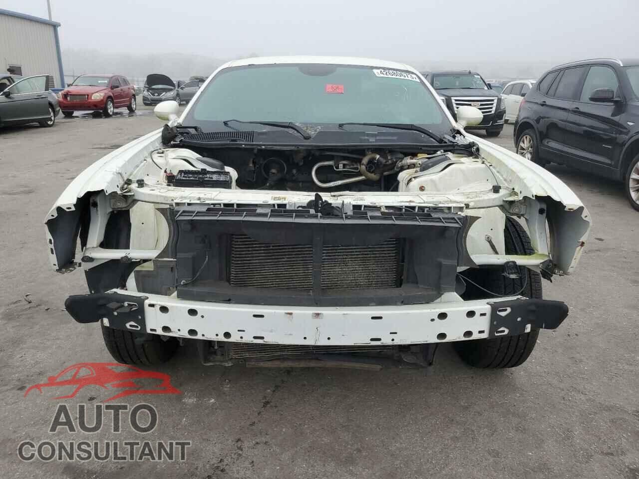 DODGE CHALLENGER 2015 - 2C3CDZAT2FH767761