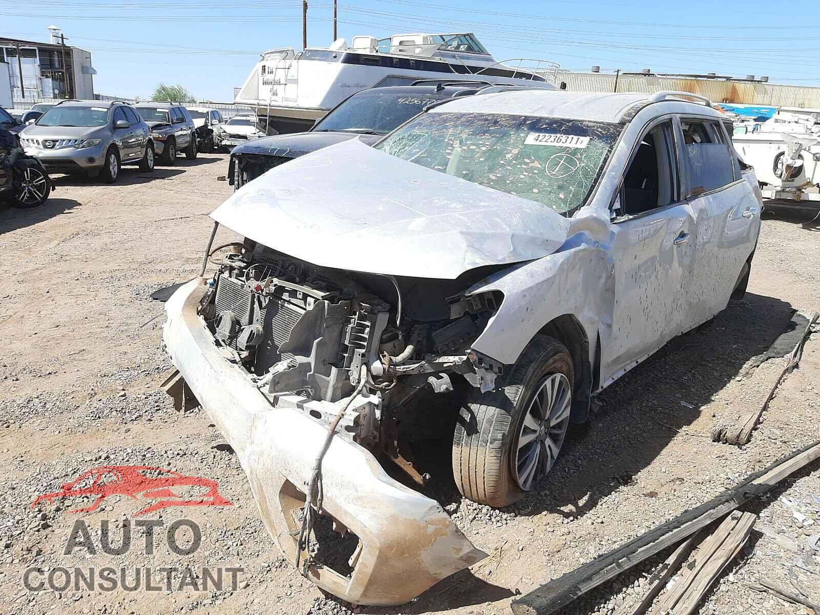 NISSAN PATHFINDER 2017 - 5N1DR2MN1HC654973
