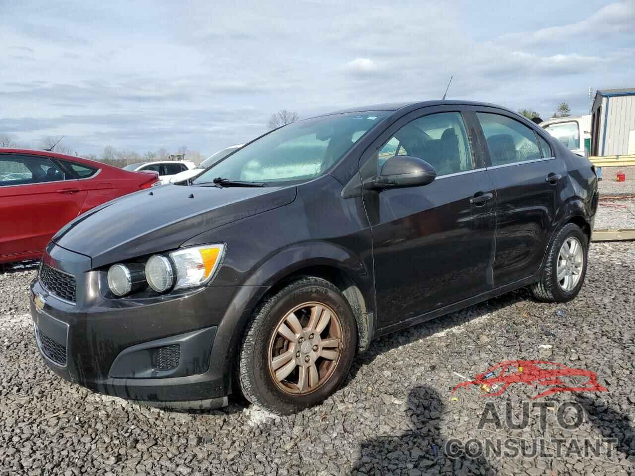 CHEVROLET SONIC 2013 - 1G1JC5SH0D4217163