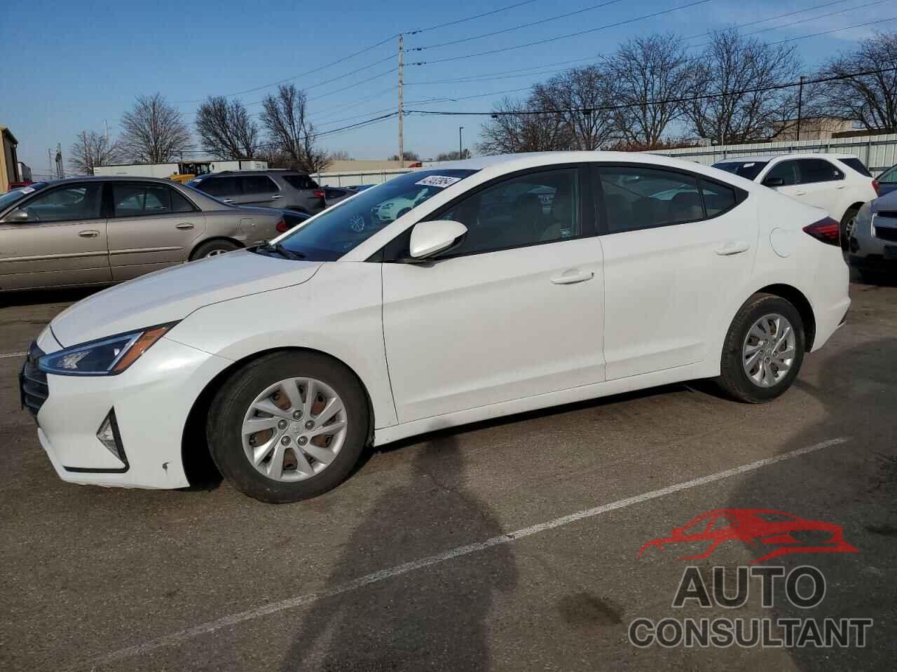 HYUNDAI ELANTRA 2019 - 5NPD74LF2KH460996