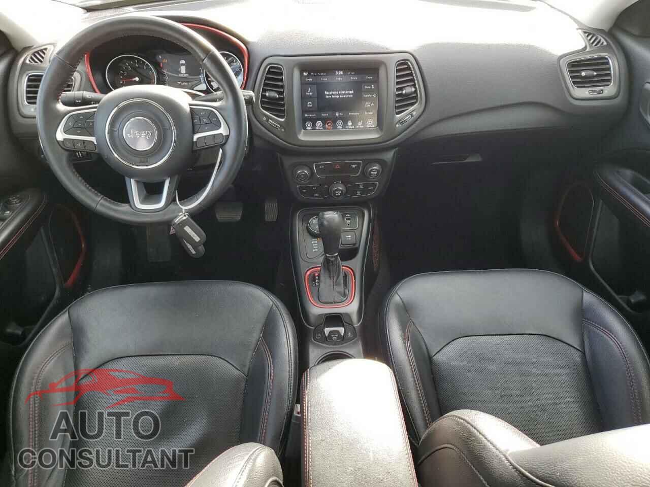 JEEP COMPASS 2018 - 3C4NJDDB3JT499807