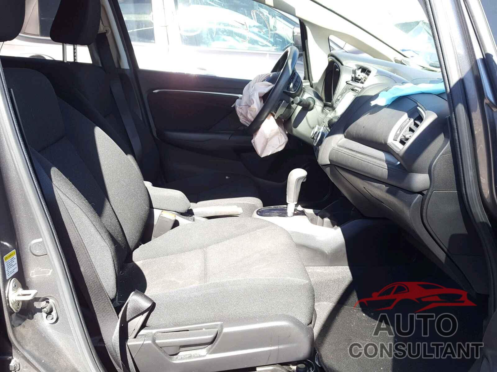 HONDA FIT 2016 - JHMGK5H7XGS010202