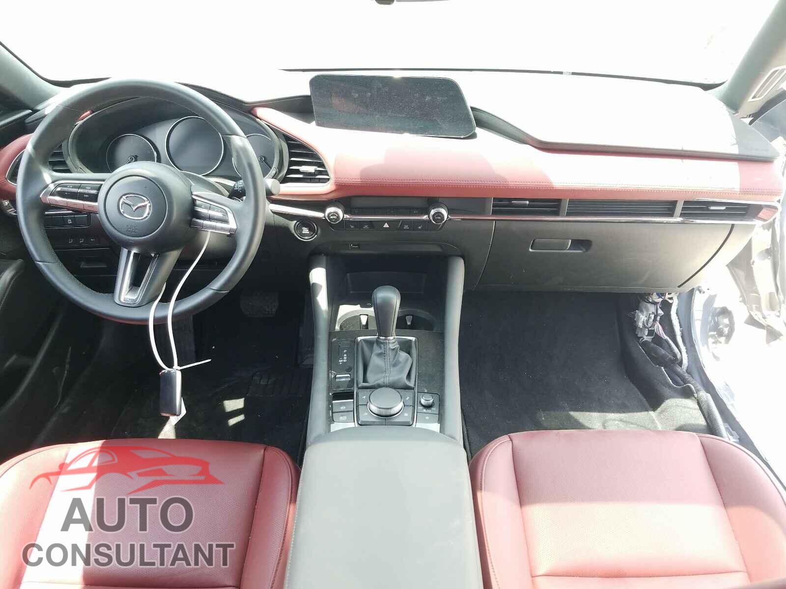 MAZDA 3 2020 - JM1BPANM7L1155200