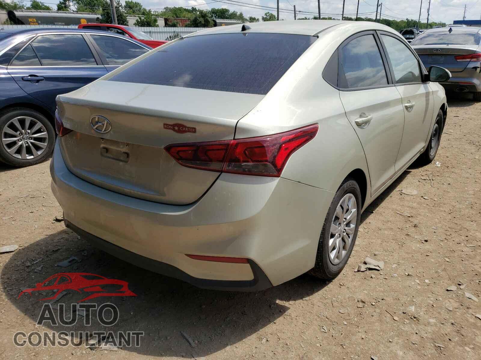 HYUNDAI ACCENT 2018 - 3KPC24A30JE012519