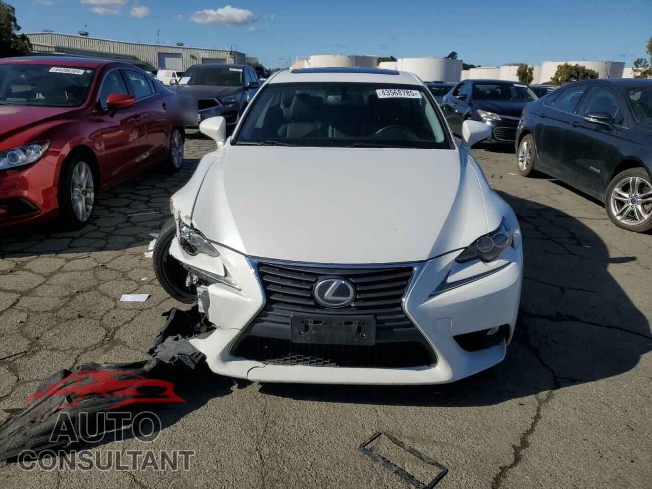LEXUS IS 2015 - JTHBF1D20F5046205
