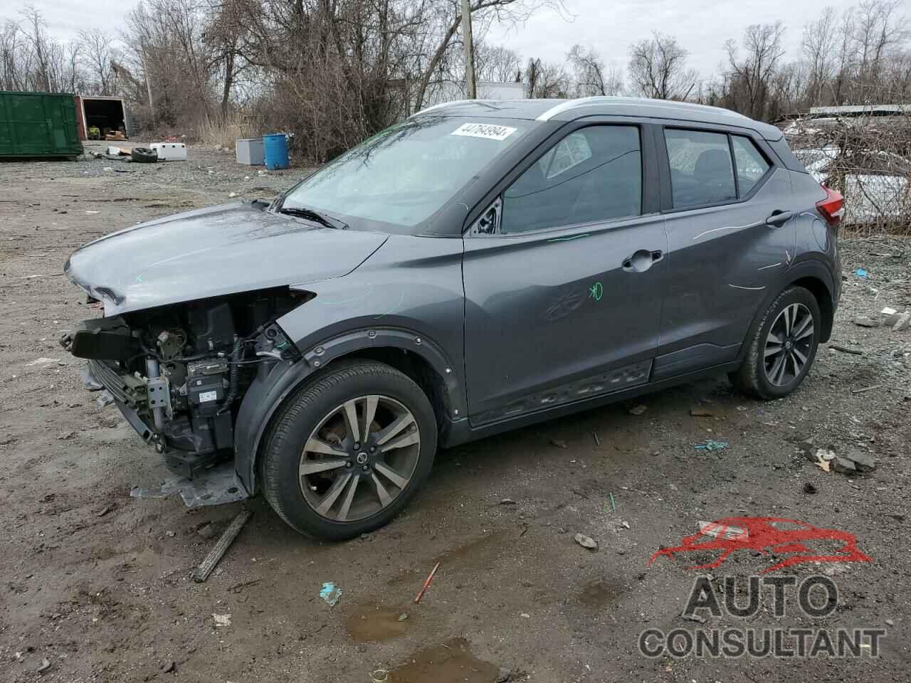 NISSAN KICKS 2018 - 3N1CP5CUXJL513445