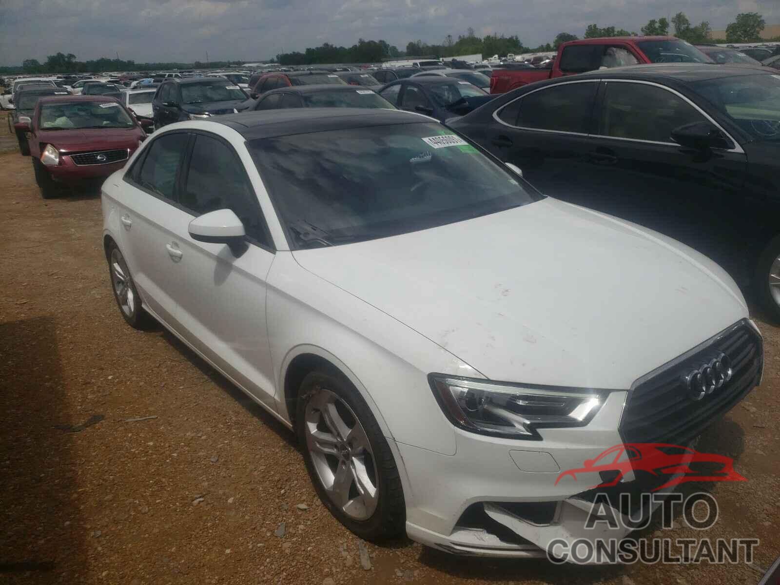 AUDI A3 2018 - WAUAUGFF7J1088891