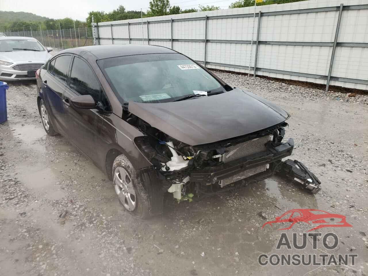 KIA FORTE 2018 - 3KPFK4A72JE201995