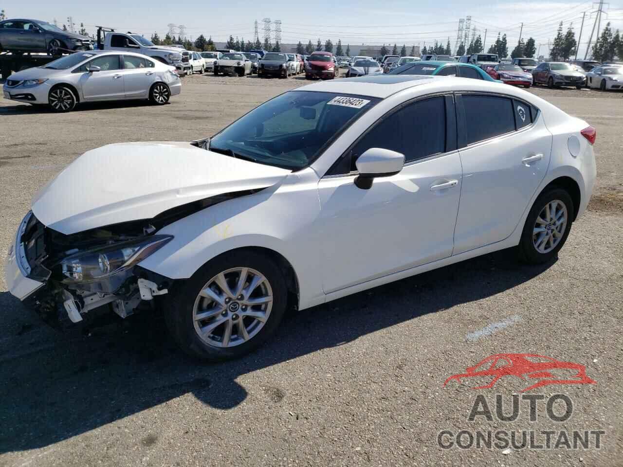 MAZDA 3 2016 - JM1BM1W72G1283173