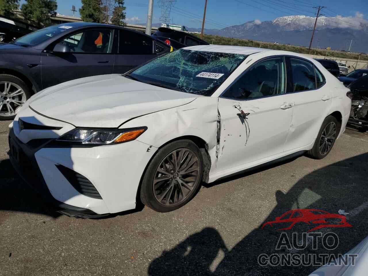 TOYOTA CAMRY 2020 - 4T1G11AK7LU876025