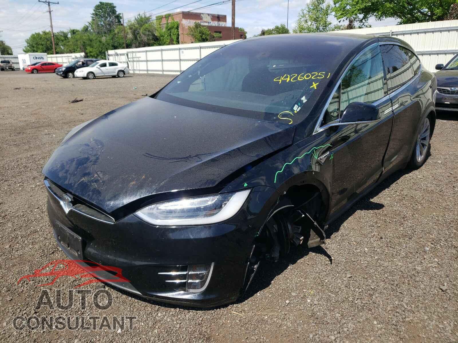 TESLA MODEL X 2016 - 5YJXCBE2XGF005097