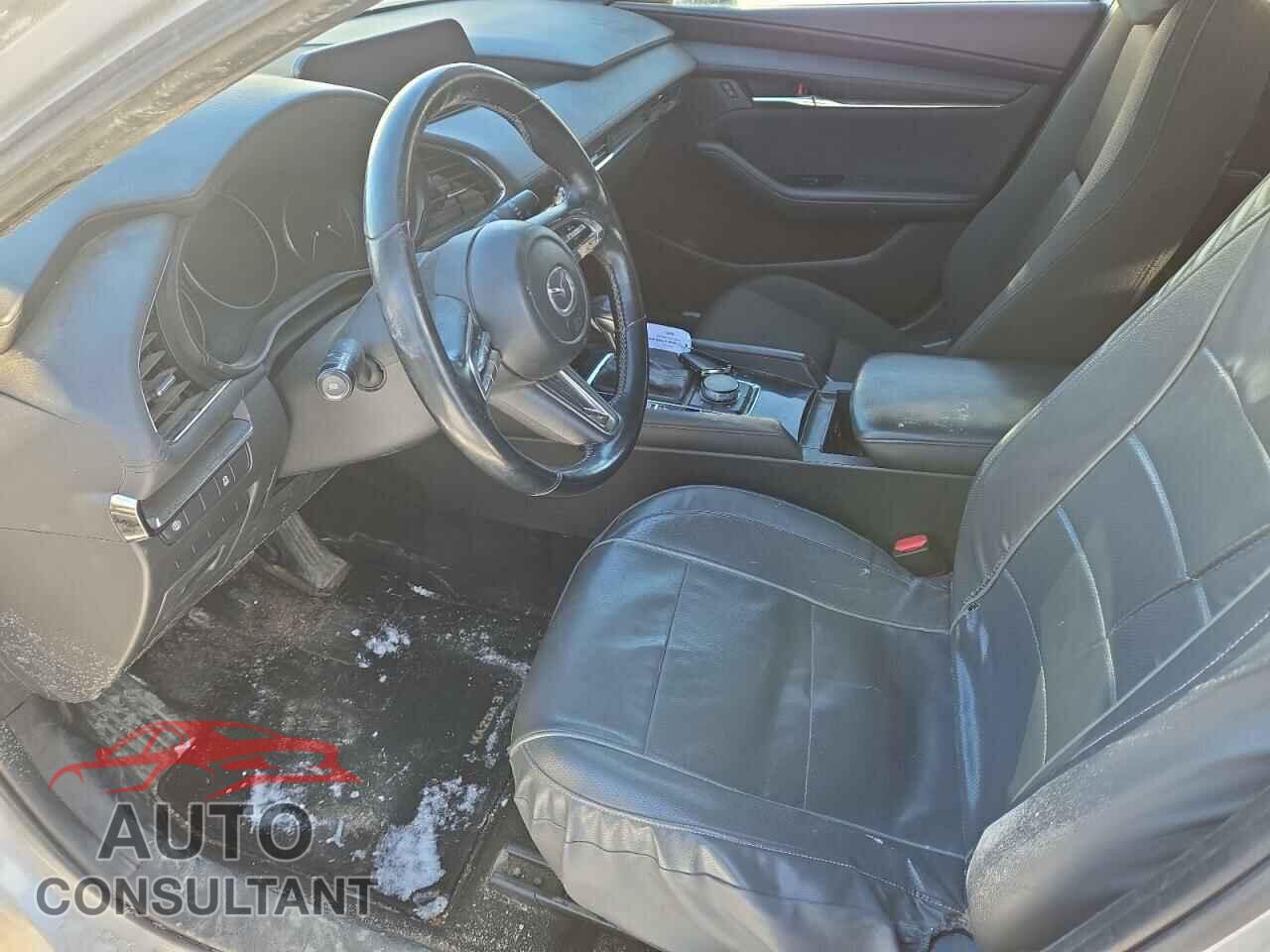 MAZDA 3 2020 - JM1BPBLMXL1170931