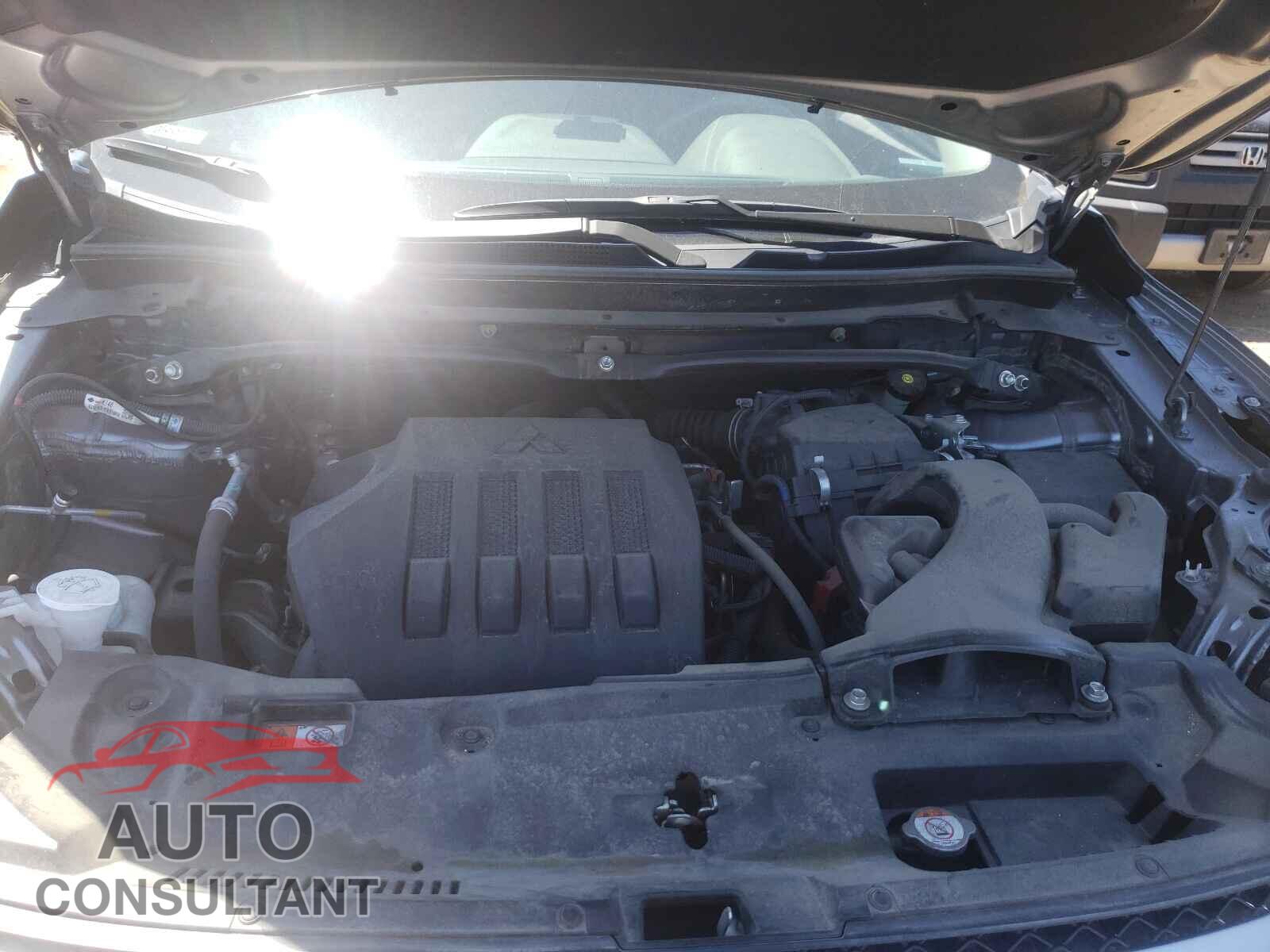 MITSUBISHI ECLIPSE 2019 - JA4AT3AA3KZ038612
