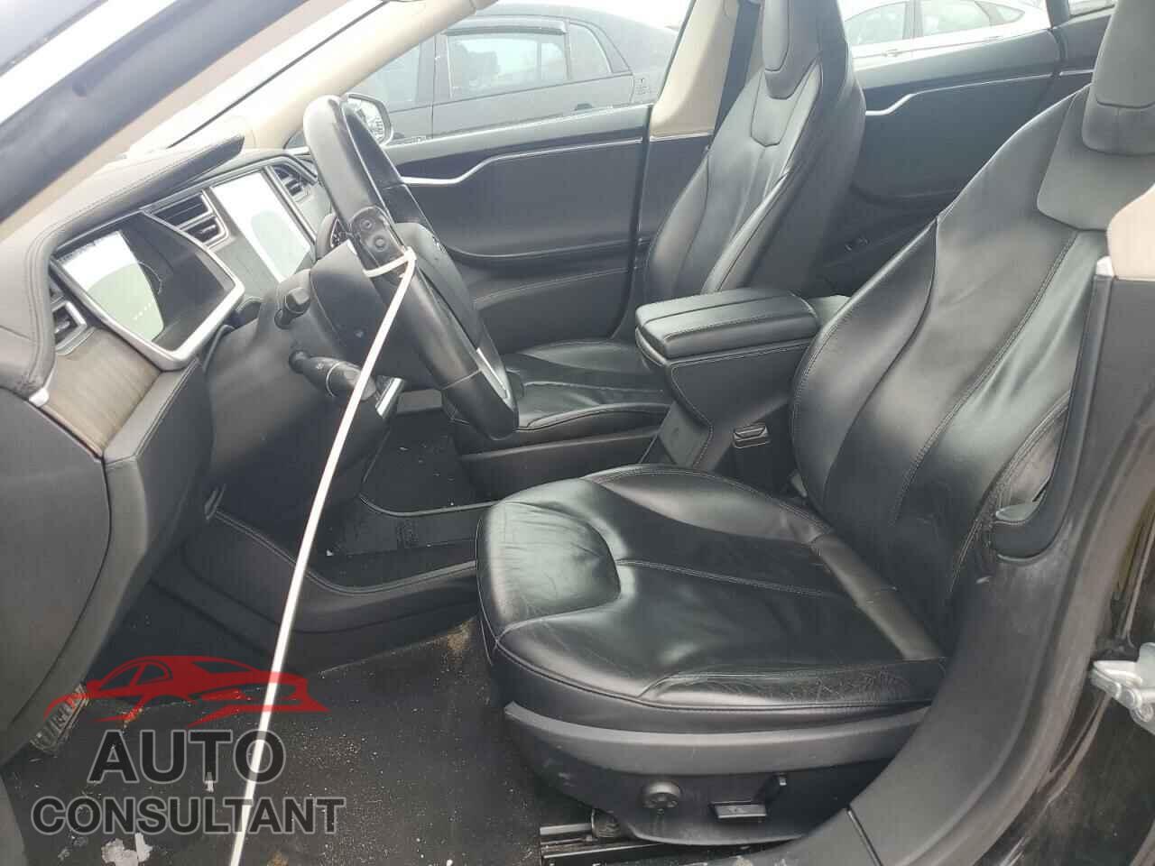TESLA MODEL S 2013 - 5YJSA1CN8DFP27459
