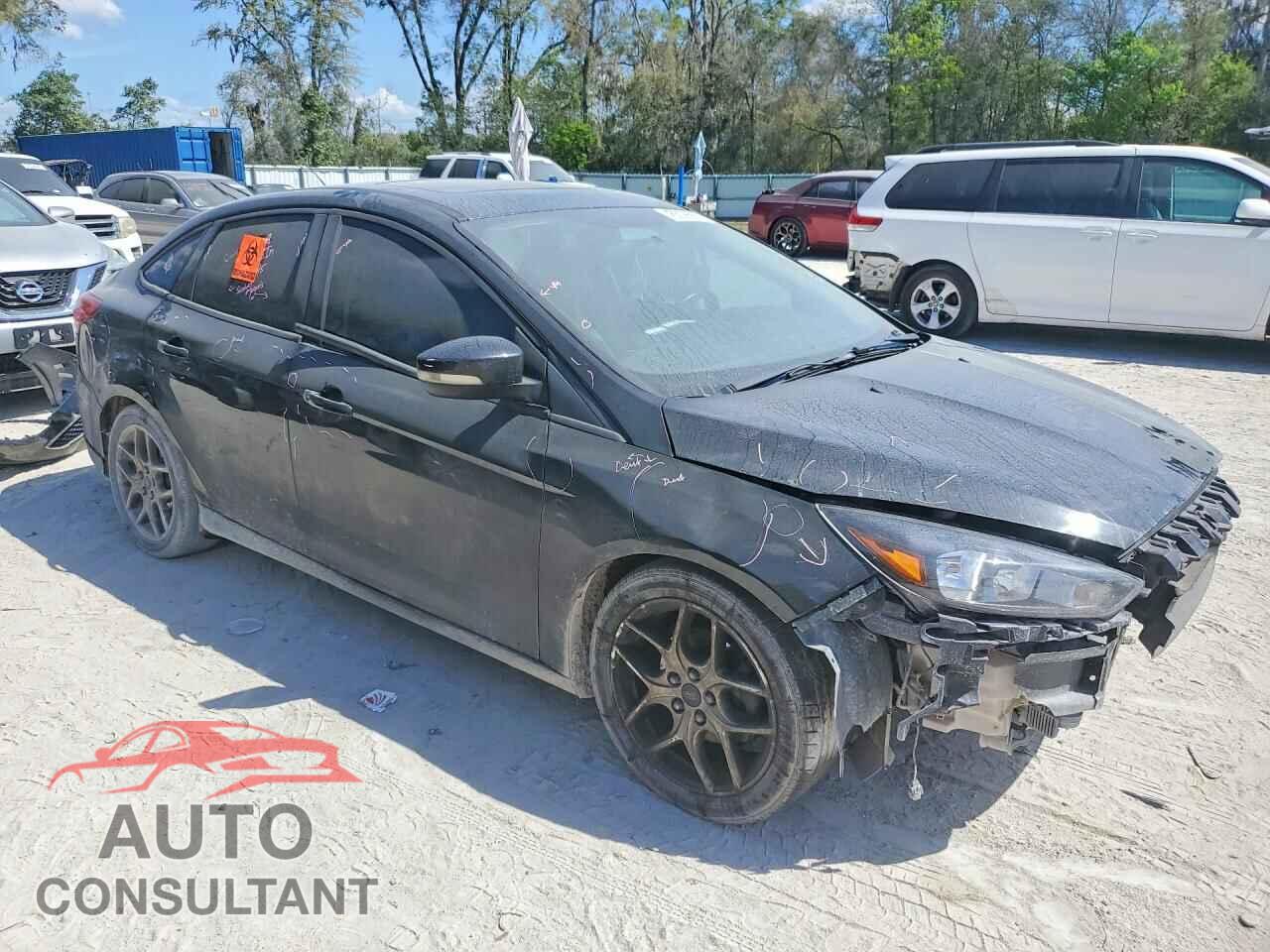 FORD FOCUS 2015 - 1FADP3F26FL336482