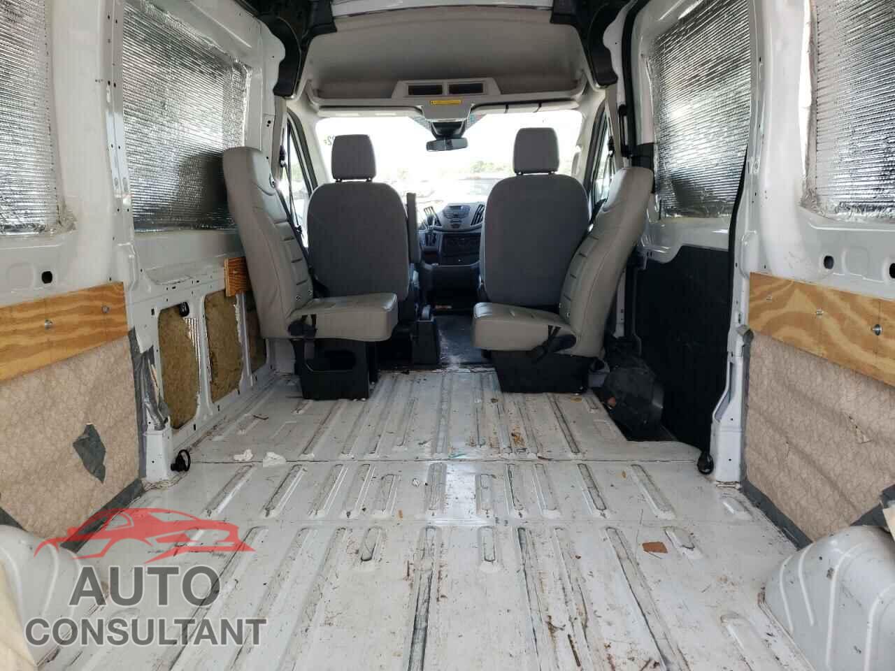 FORD TRANSIT CO 2018 - 1FTYR2CM0JKB02875