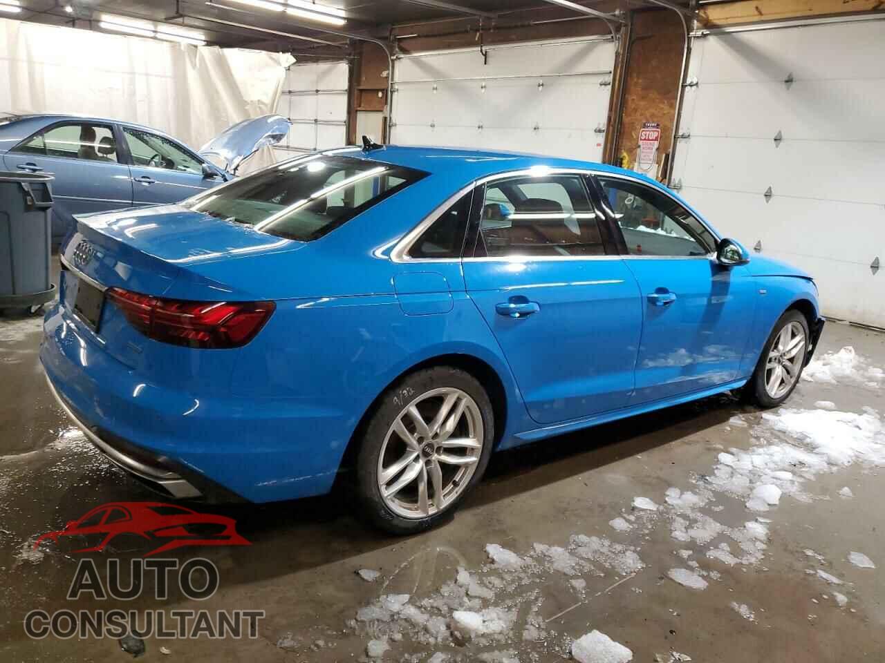 AUDI A4 2021 - WAUDAAF46MA028574
