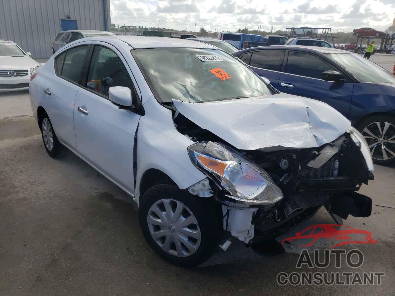 NISSAN VERSA 2017 - 3N1CN7AP2HK468600