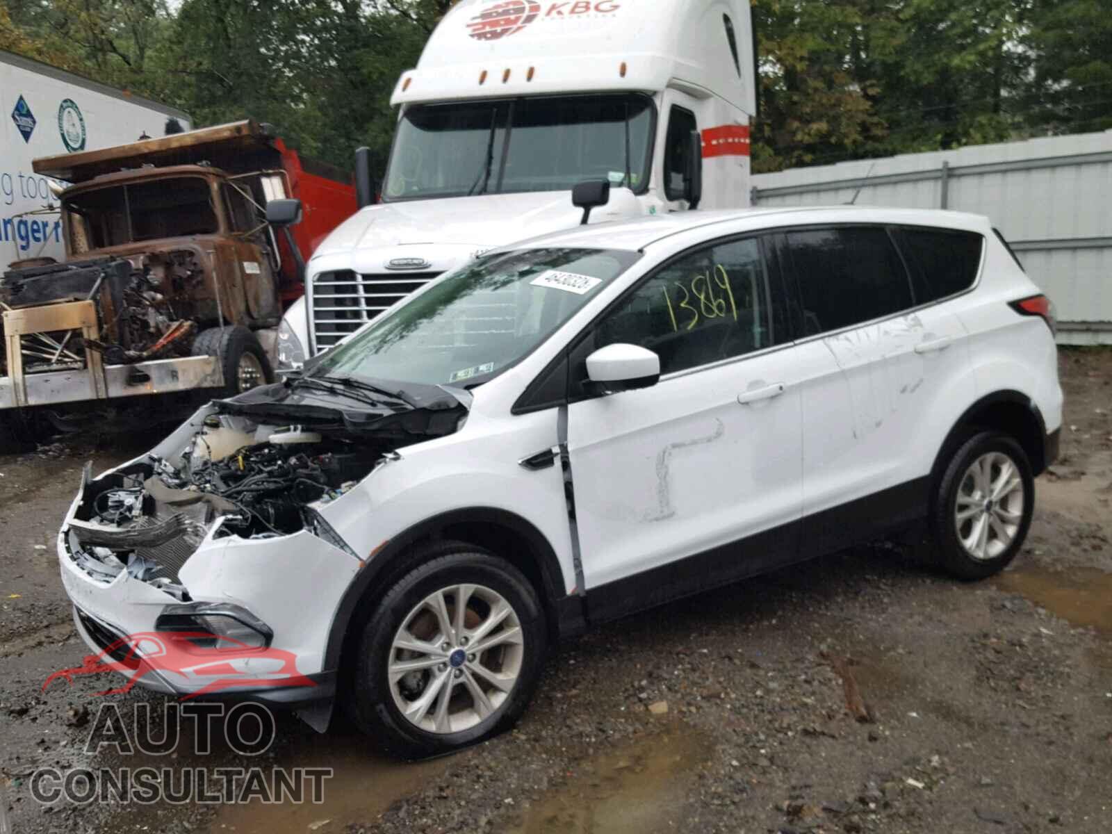 FORD ESCAPE SE 2017 - 1FMCU0GD5HUC54779