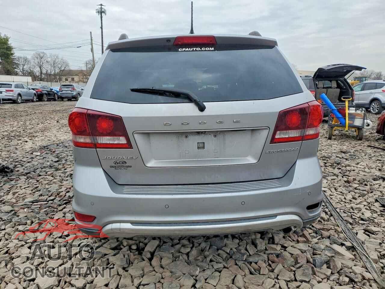 DODGE JOURNEY 2017 - 3C4PDCGB2HT612985