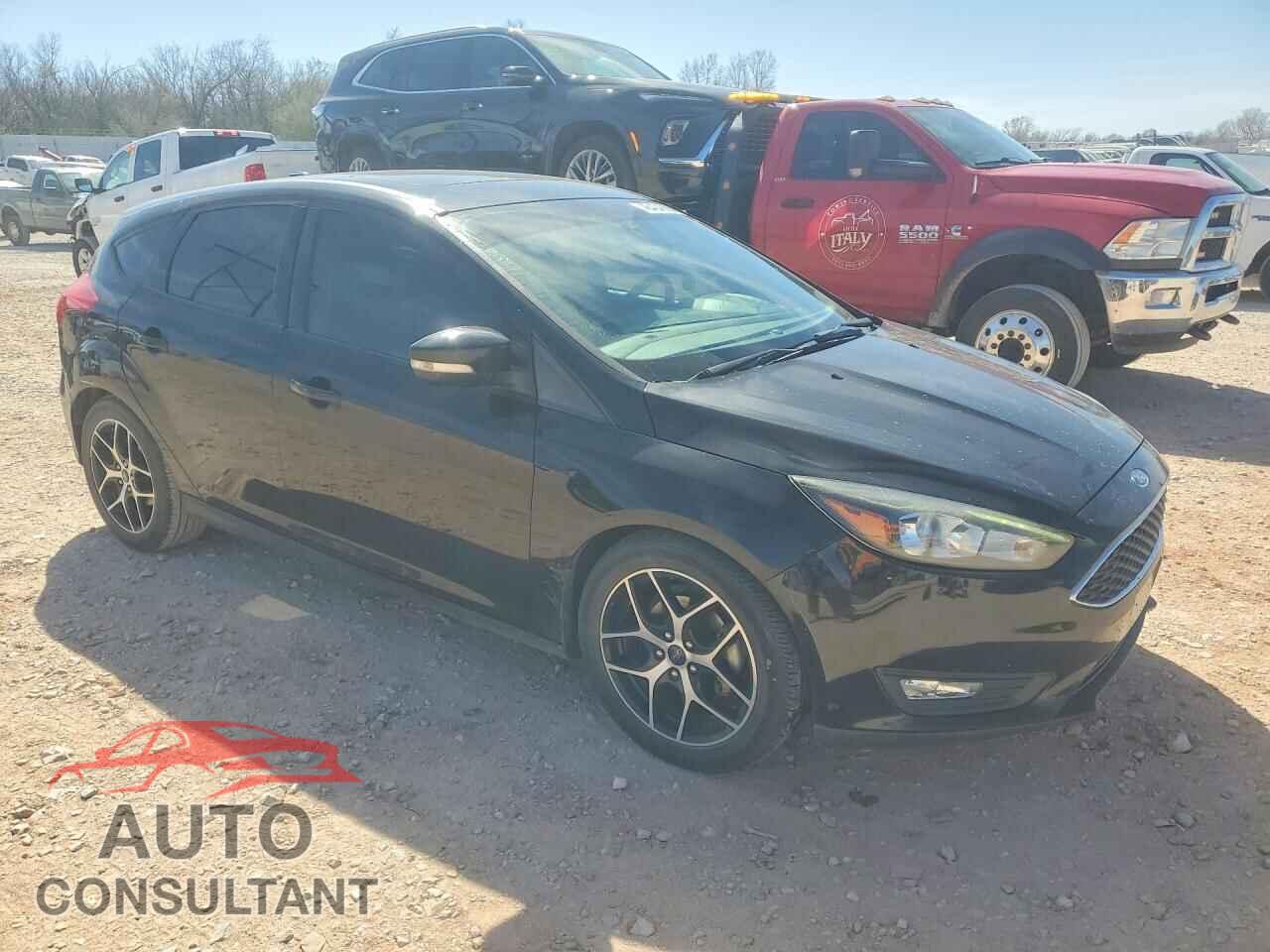 FORD FOCUS 2017 - 1FADP3M28HL332830
