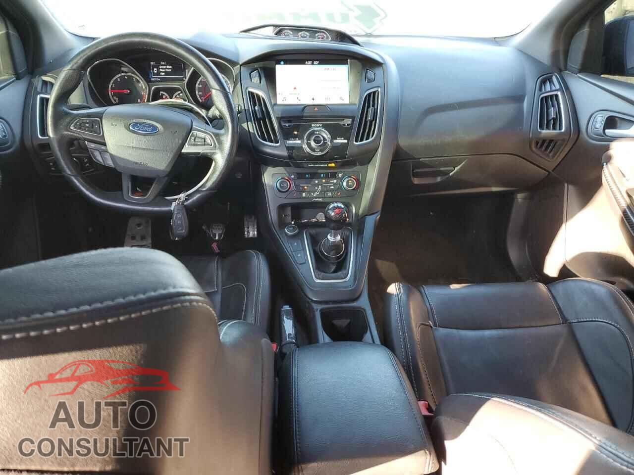 FORD FOCUS 2016 - 1FADP3L93GL376215