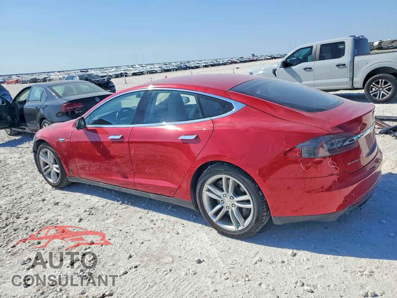 TESLA MODEL S 2016 - 5YJSA1E1XGF120395
