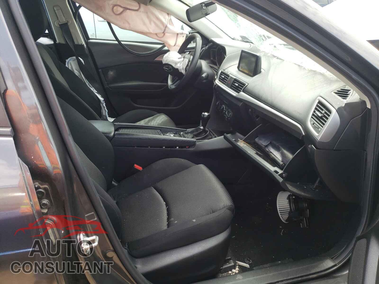 MAZDA 3 2017 - 3MZBN1U71HM140121