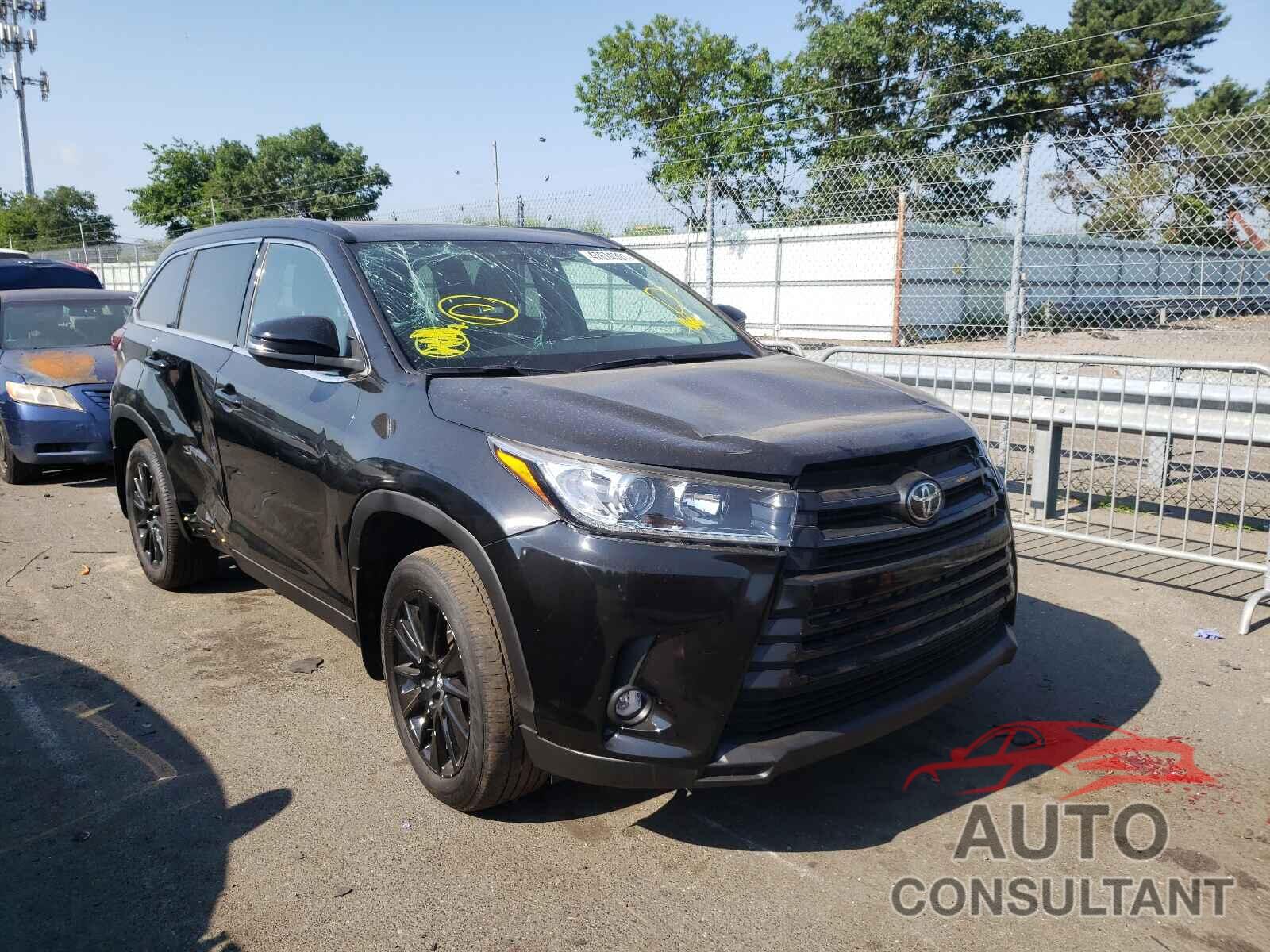 TOYOTA HIGHLANDER 2019 - 5TDJZRFH2KS708388