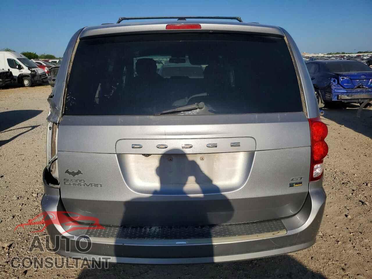 DODGE CARAVAN 2018 - 2C4RDGEG6JR146307