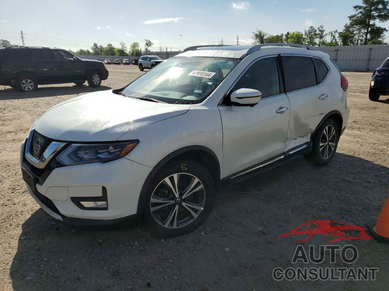 NISSAN ROGUE 2017 - 5N1AT2MT1HC827121