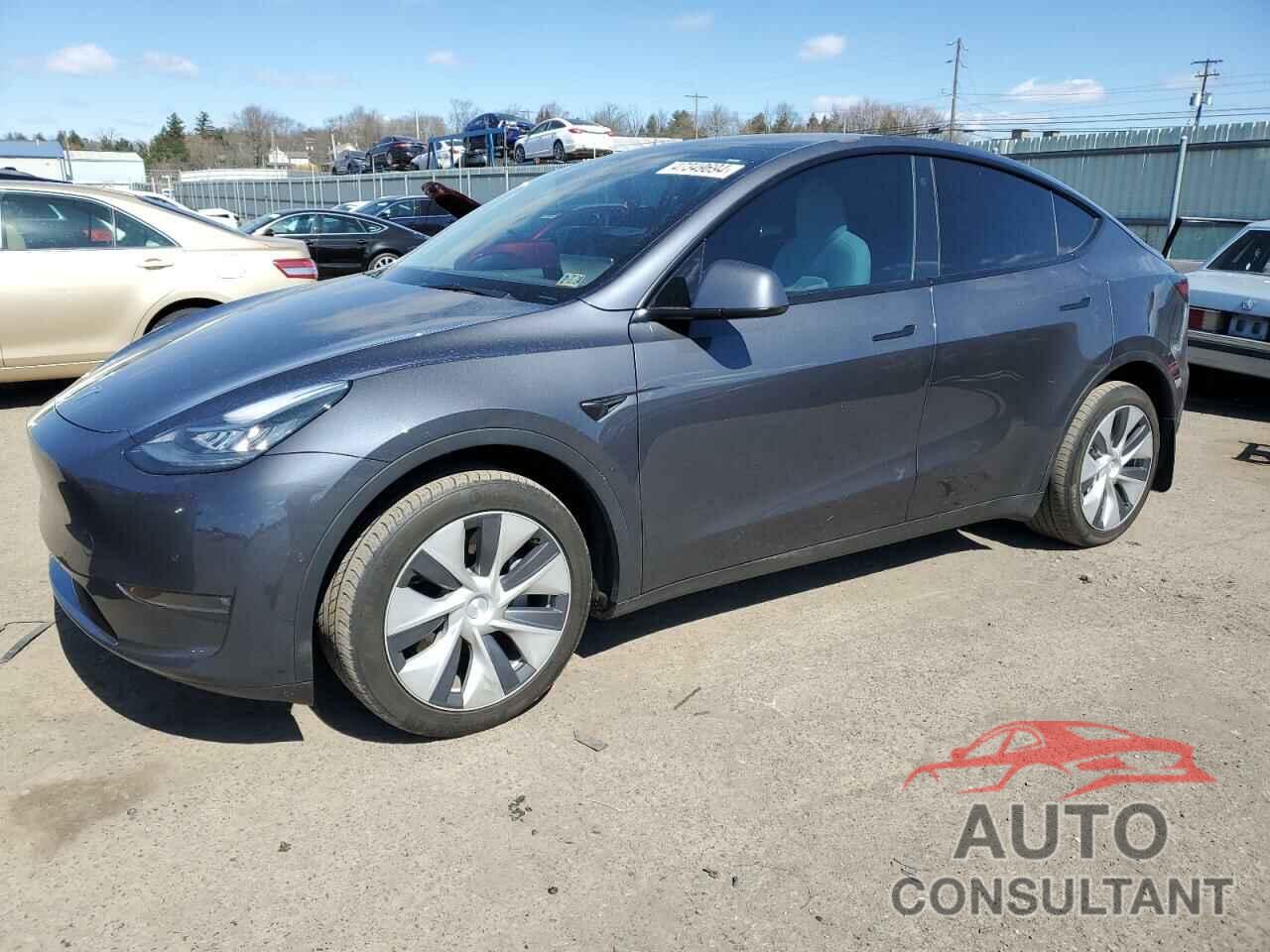 TESLA MODEL Y 2021 - 5YJYGDEE9MF228354