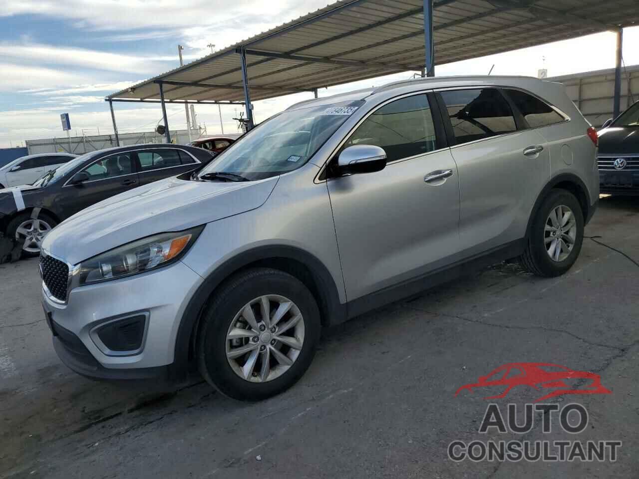 KIA SORENTO 2017 - 5XYPG4A55HG224950