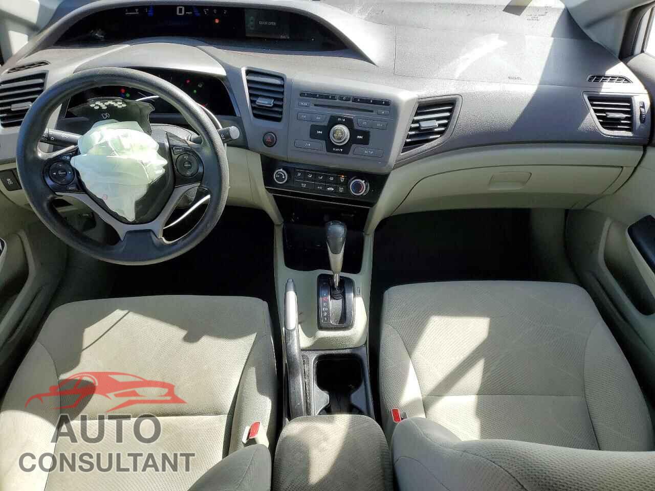 HONDA CIVIC 2012 - 2HGFB2F56CH586207