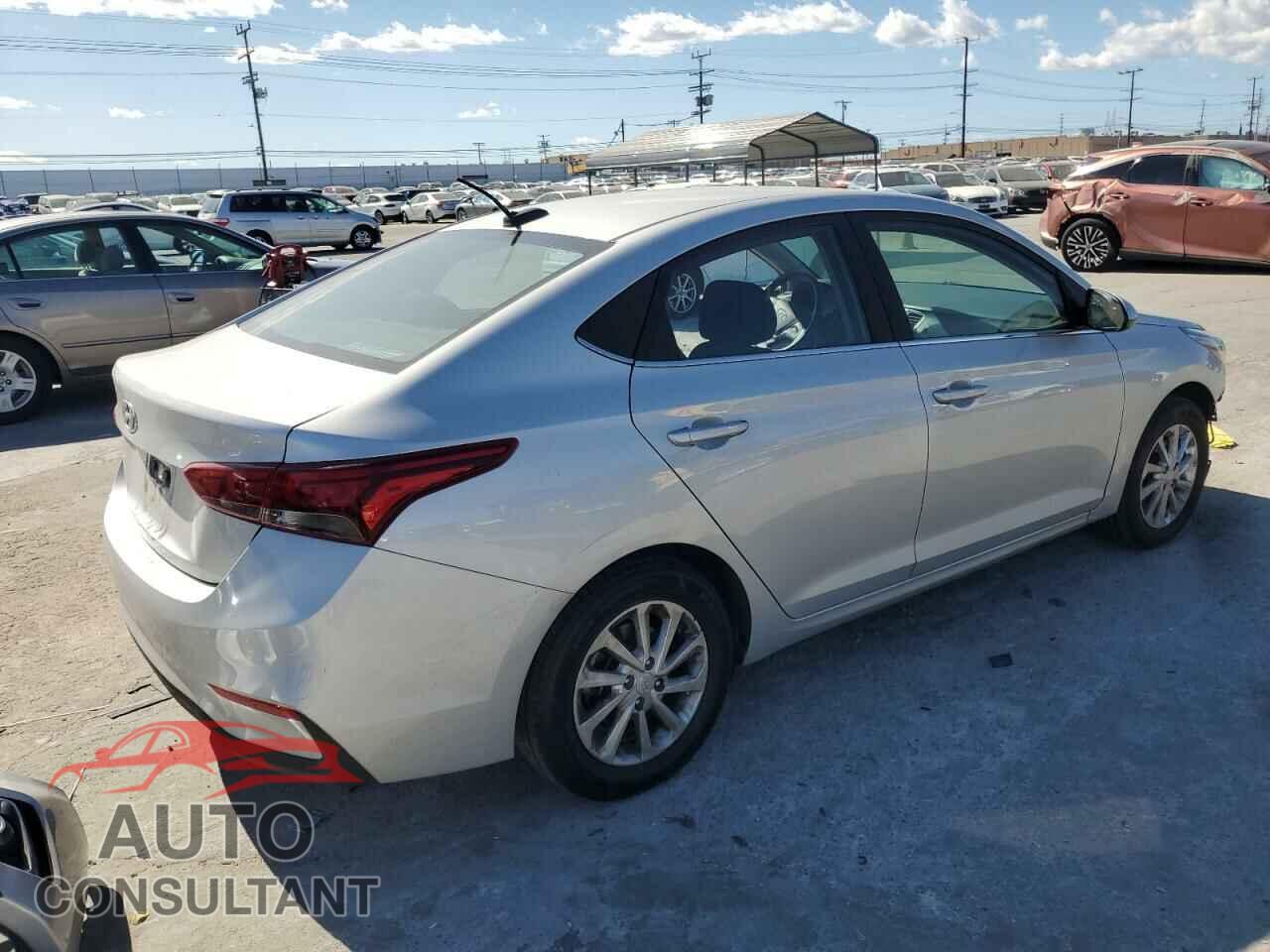 HYUNDAI ACCENT 2022 - 3KPC24A65NE170676