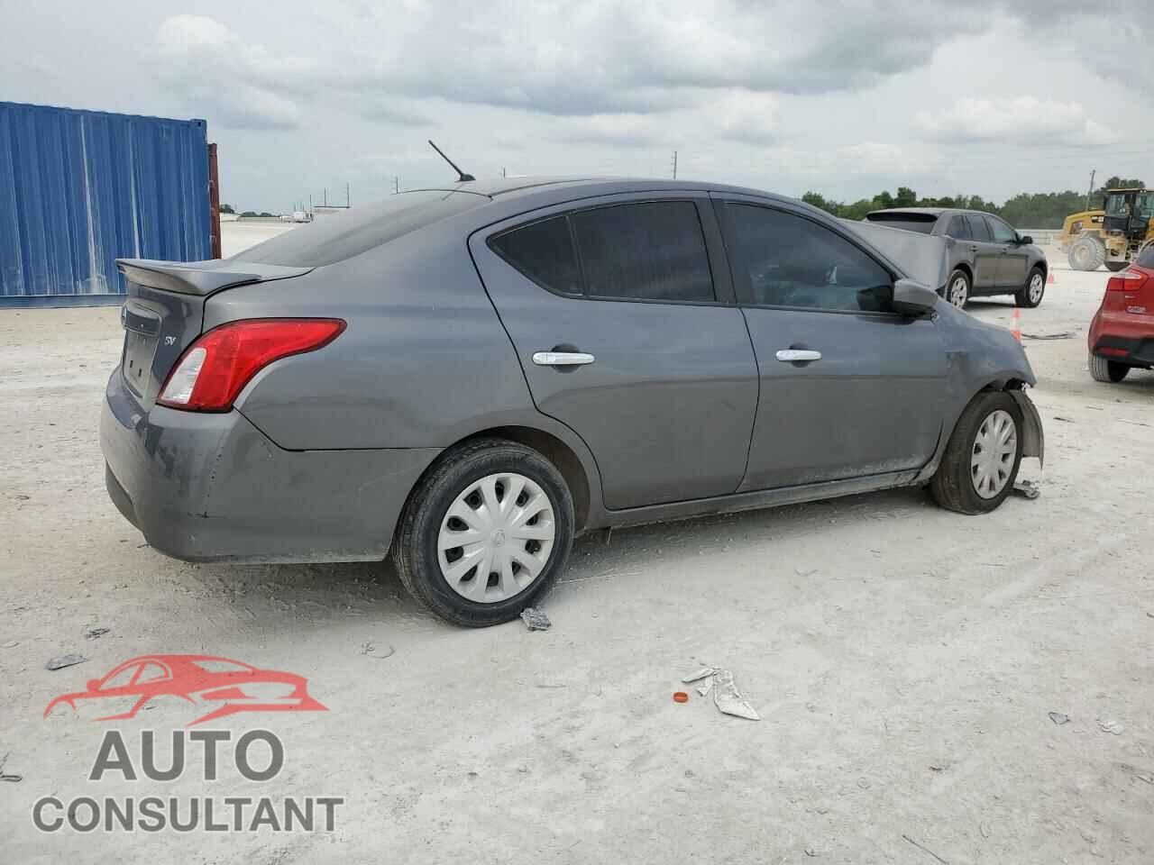 NISSAN VERSA 2017 - 3N1CN7AP3HL839144