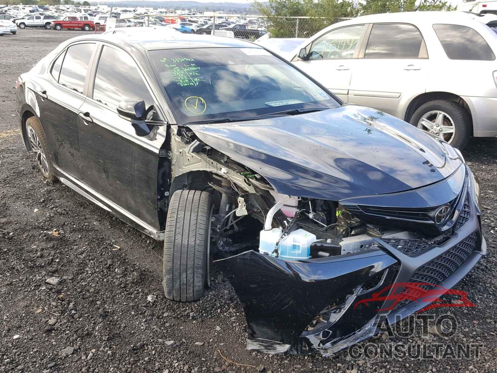 TOYOTA CAMRY 2018 - JTNB11HK8J3051324