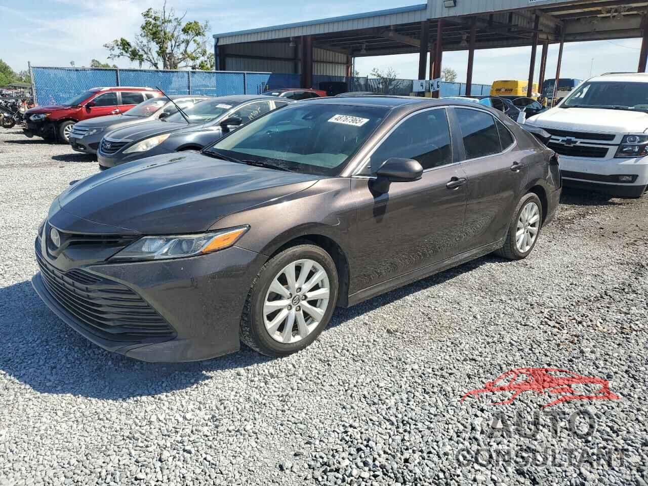 TOYOTA CAMRY 2018 - 4T1B11HK9JU059345