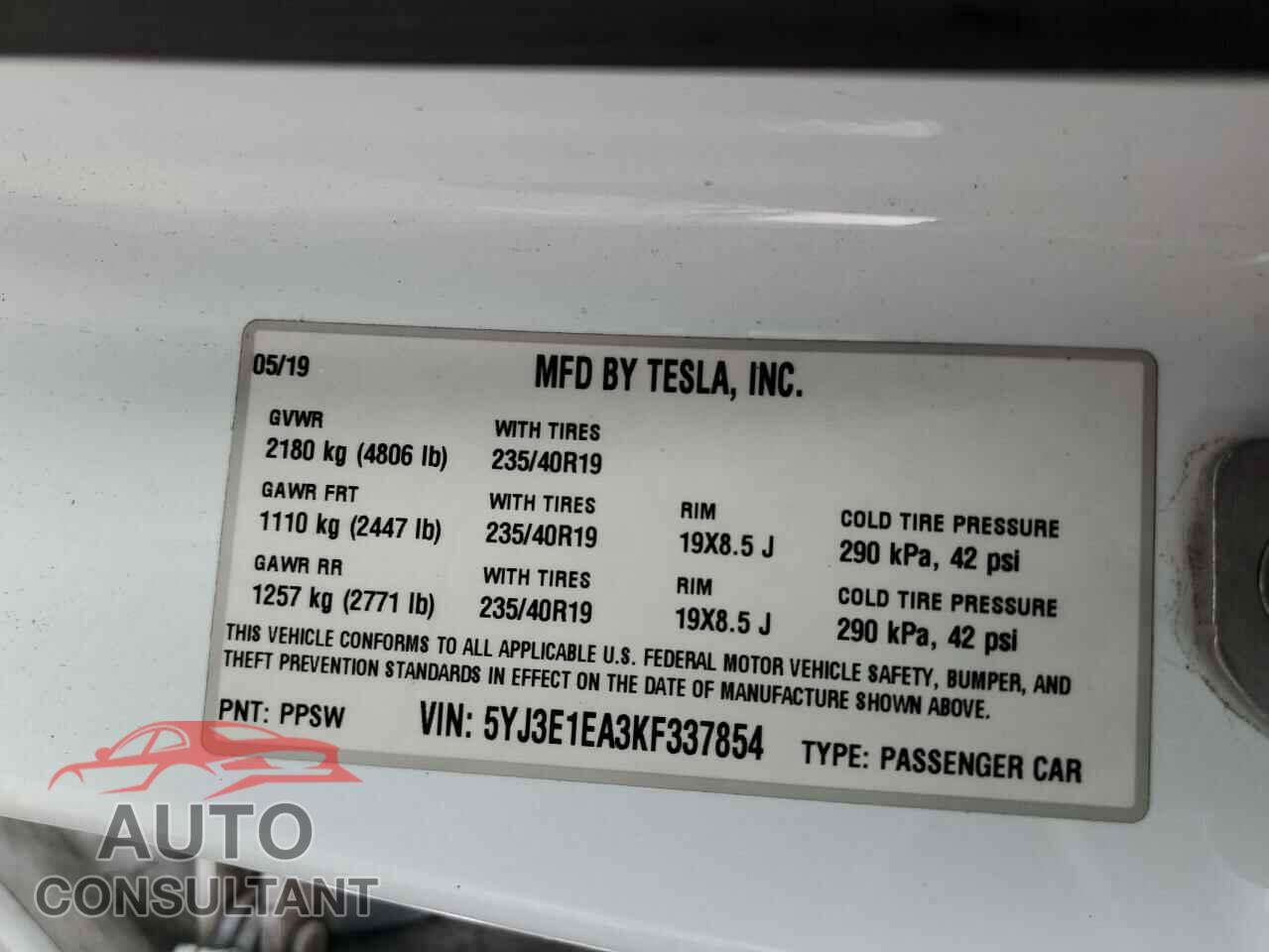 TESLA MODEL 3 2019 - 5YJ3E1EA3KF337854