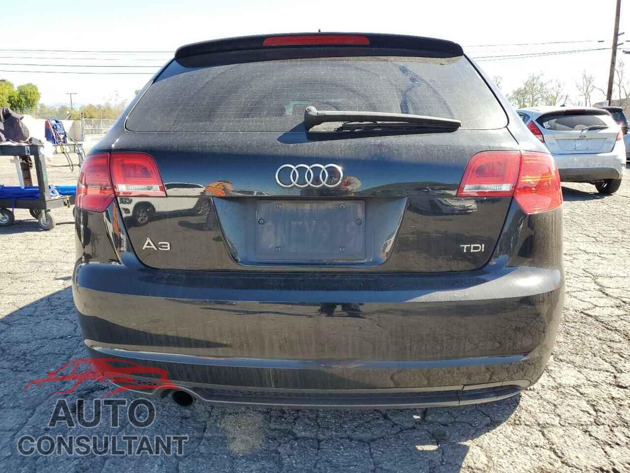 AUDI A3 2012 - WAUBJBFM7CA079724