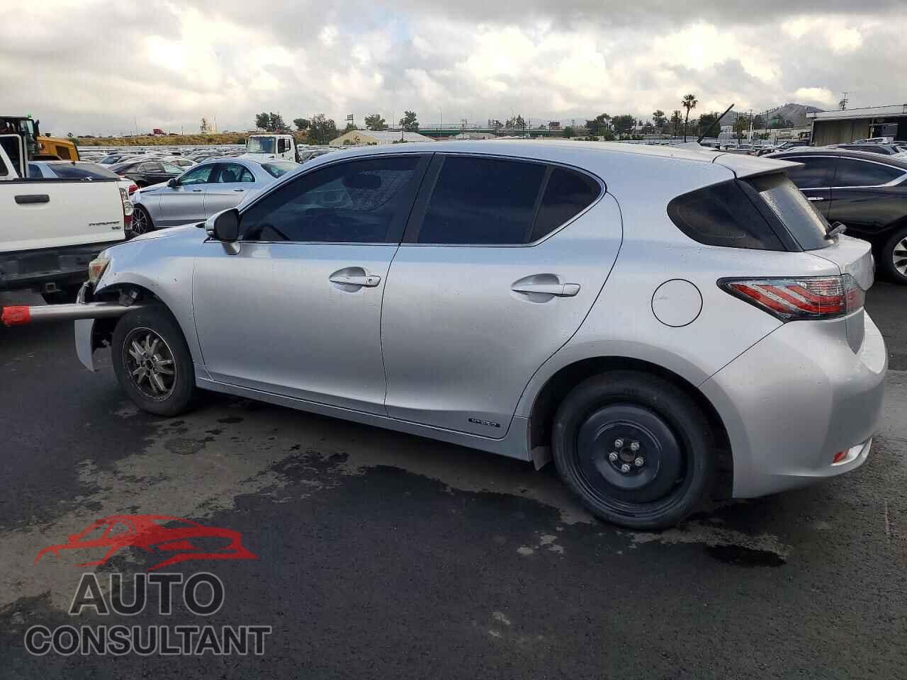 LEXUS CT 200 2013 - JTHKD5BH2D2134420